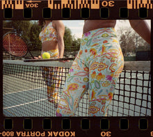 Load image into Gallery viewer, Love All Paisley Printed Leggings with Pockets