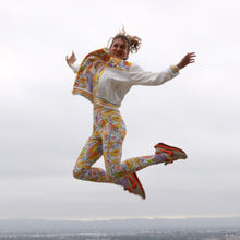 Load image into Gallery viewer, Melty Racquet Floral Printed Unisexy White Track Jacket