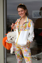 Load image into Gallery viewer, Melty Racquet Floral Printed Unisexy White Track Jacket
